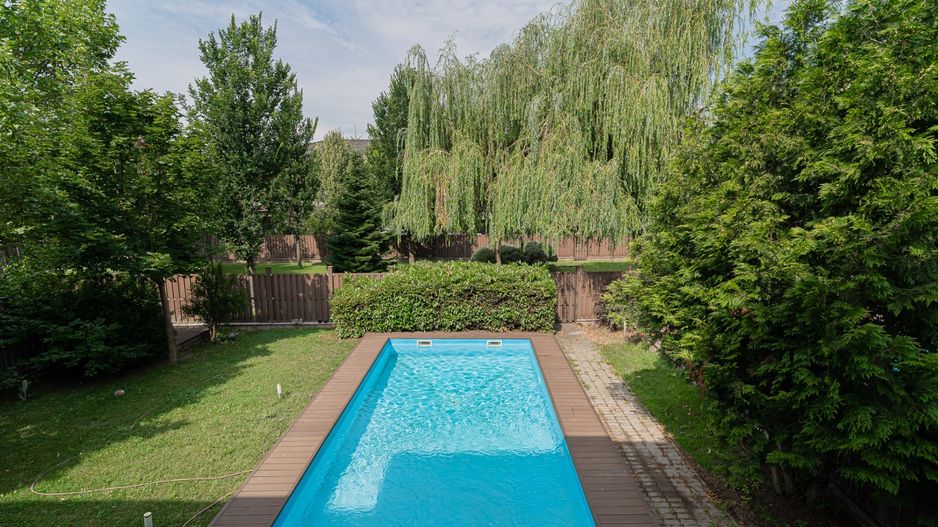 VILĂ CU PISCINĂ | Școala Americana - Poză 4