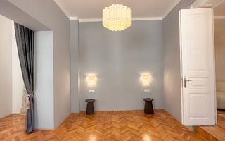 Rare Find | Apartament de Design în casă - Poză 9