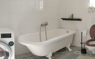 Apartament 3 camere decomandat - zona Sanpetru - Poză 4