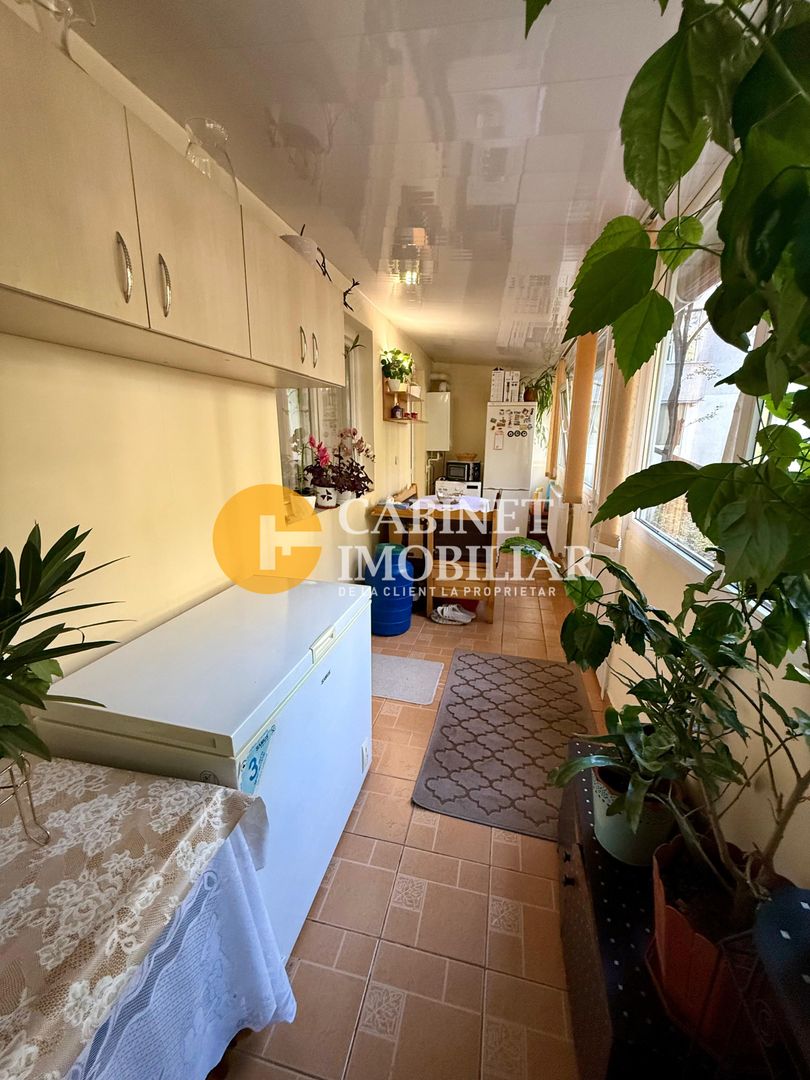 Apartament cu 2 camere -  Zona Alexandru cel Bun - Poză 8