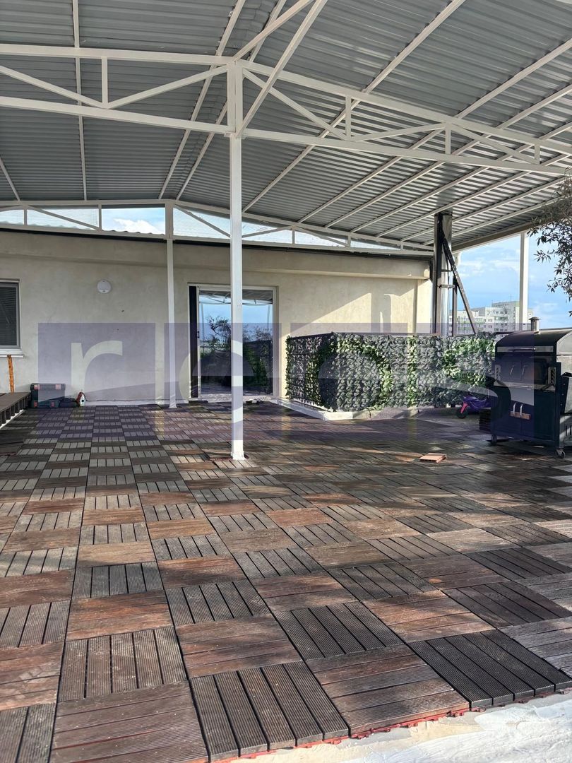 APARTAMENT DEOSEBIT DE VÂNZARE 5 CAMERE | VILA | ZONA CENTRALĂ - Poză 2