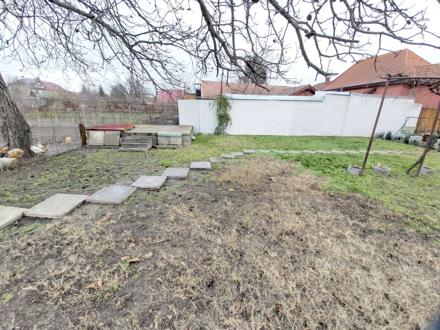 Casa de vanzare cu teren generos - Poză 14