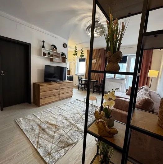 GARSONIERA LUJERULUI - CENTRALA PROPRIE, BLOC NOU, METROU 10 MINUTE - Poză 6