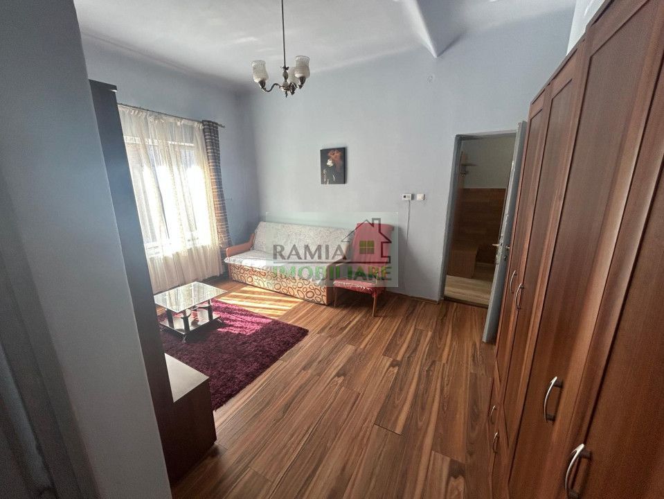 Apartament 2 camere de închiriat în Piața Sfatului, Centrul Istoric - Poză 8