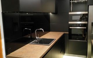 Casa S+P+E+M | 605 mp utili | 10 camere | 3 bucatarii | 4 bai | 3 terase | Garaj - Poză 13