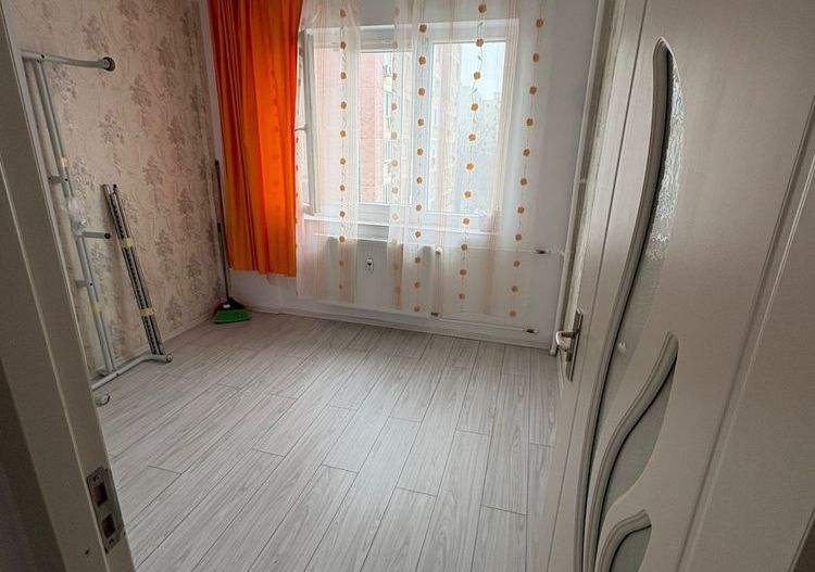 apartament de vanzare Drumul Taberei/ Romancierilor - Poză 5