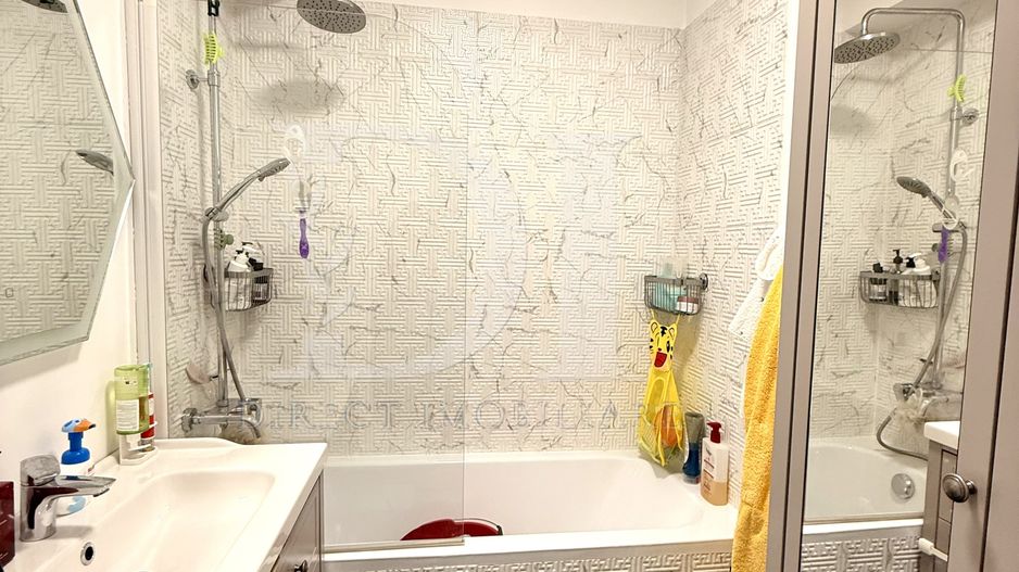 Apartament la cheie / 3 camere / Zona Eroilor - Poză 14