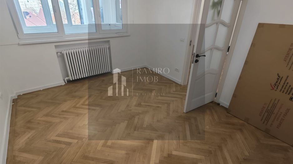 Inchiriere apartament 117mp -Cartierul Evreiesc / Str. Traian -birouri - Poză 5
