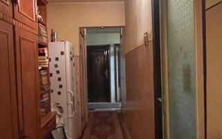 Apartament cu 3 camere  | Etaj intermediar | Calea Aradului | Oradea - Poză 3