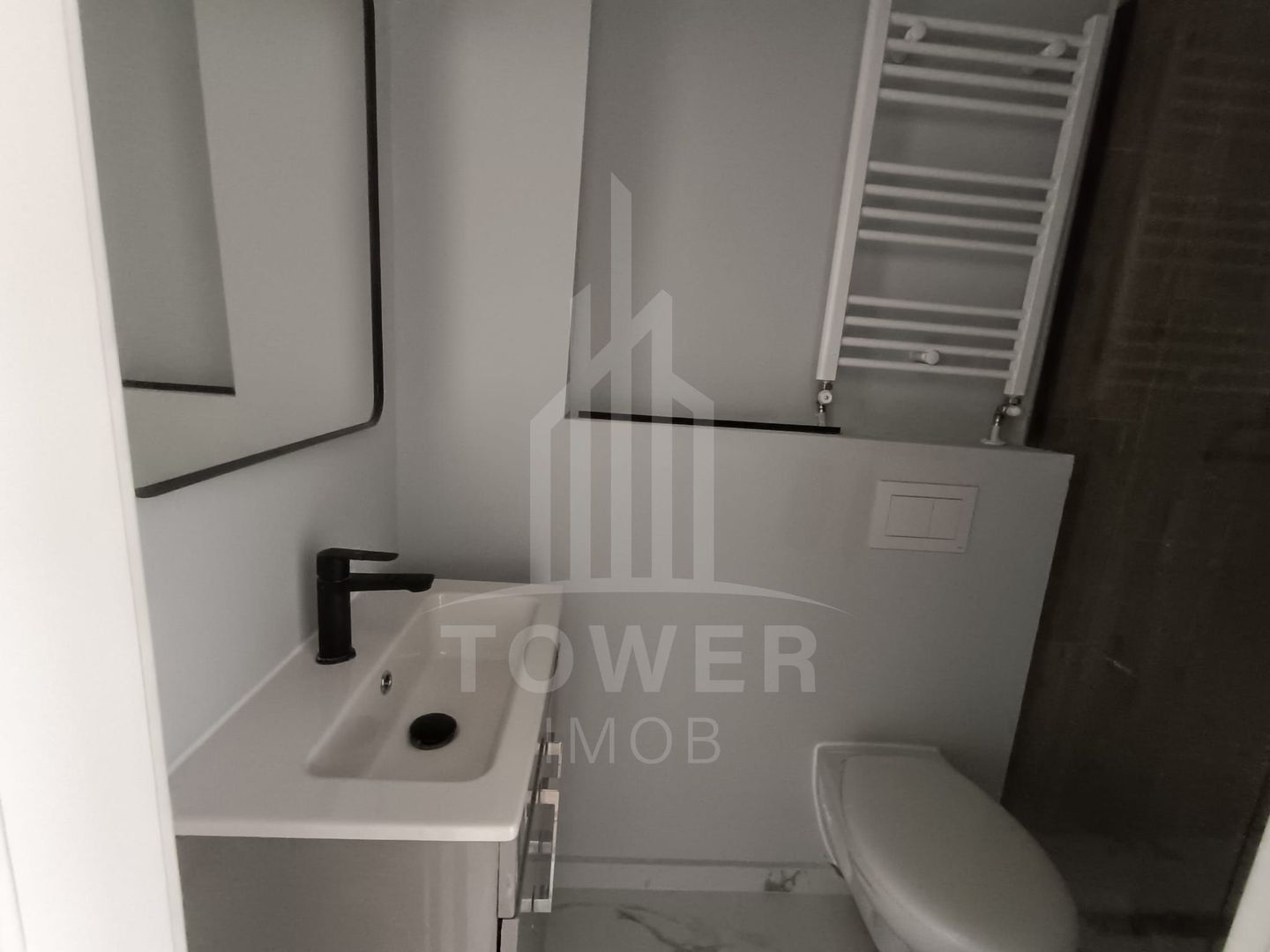 Garsonieră la mansardă, bloc nou - Poză 3