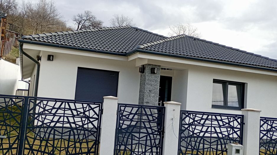 Casă premium 4 camere Zona Oncea - Poză 2