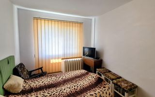 Apartament 3 camere | decomandat | zona Micro 3 - Poză 4