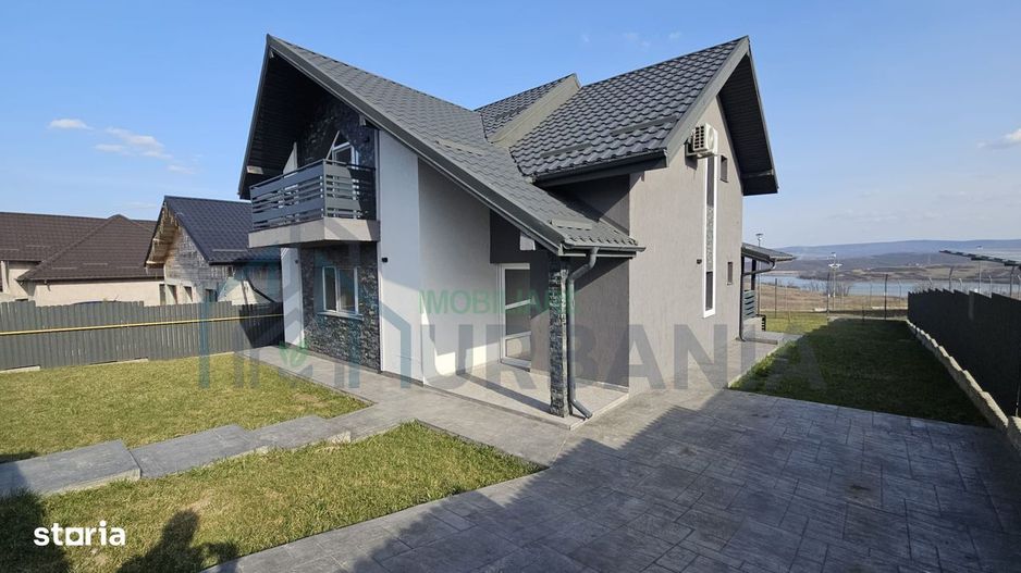 Casă modernă P+M cu vedere panoramică spre lac, Ciurbești, Miroslava - Poză 3