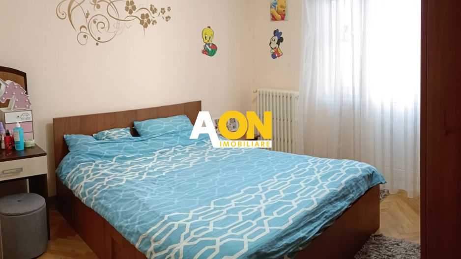 De inchiriat apartament 2 camere, etaj intermediar, Cetate - Poză 3