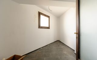 Clădire comercială în zona Grădiște. - Poză 7