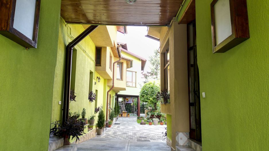 Vilă cu 7 dormitoare Centru, Arad - Poză 5