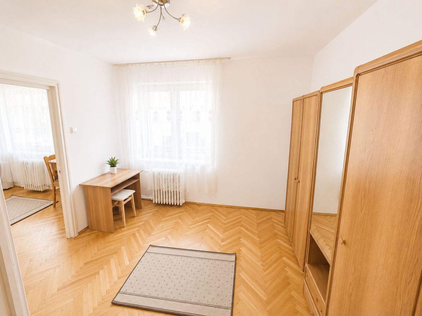 Apartament 2 camere decomandate | Ultracentral | Etaj 1 | P-ta Mihai Viteazu - Poză 2
