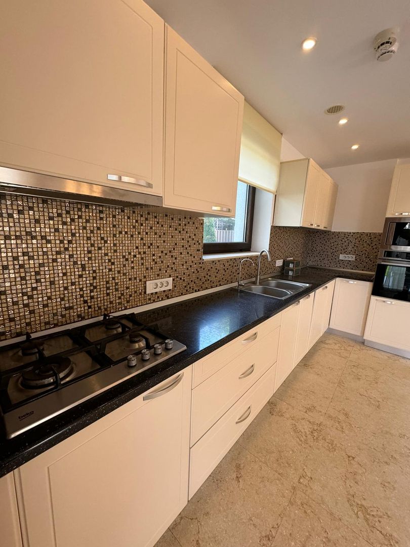 Oxford Gardens | Vila | LUX | 5 camere | Curte | - Poză 8