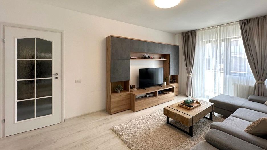 Vindem apartament  complet mobilat modern cu 2 bai zona Ghimbav - Poză 3
