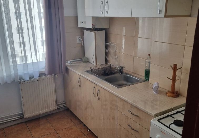 Apartament 2 camere 54 mp utili bucatarie inchisa etaj 3 zona Terezian - Poză 5
