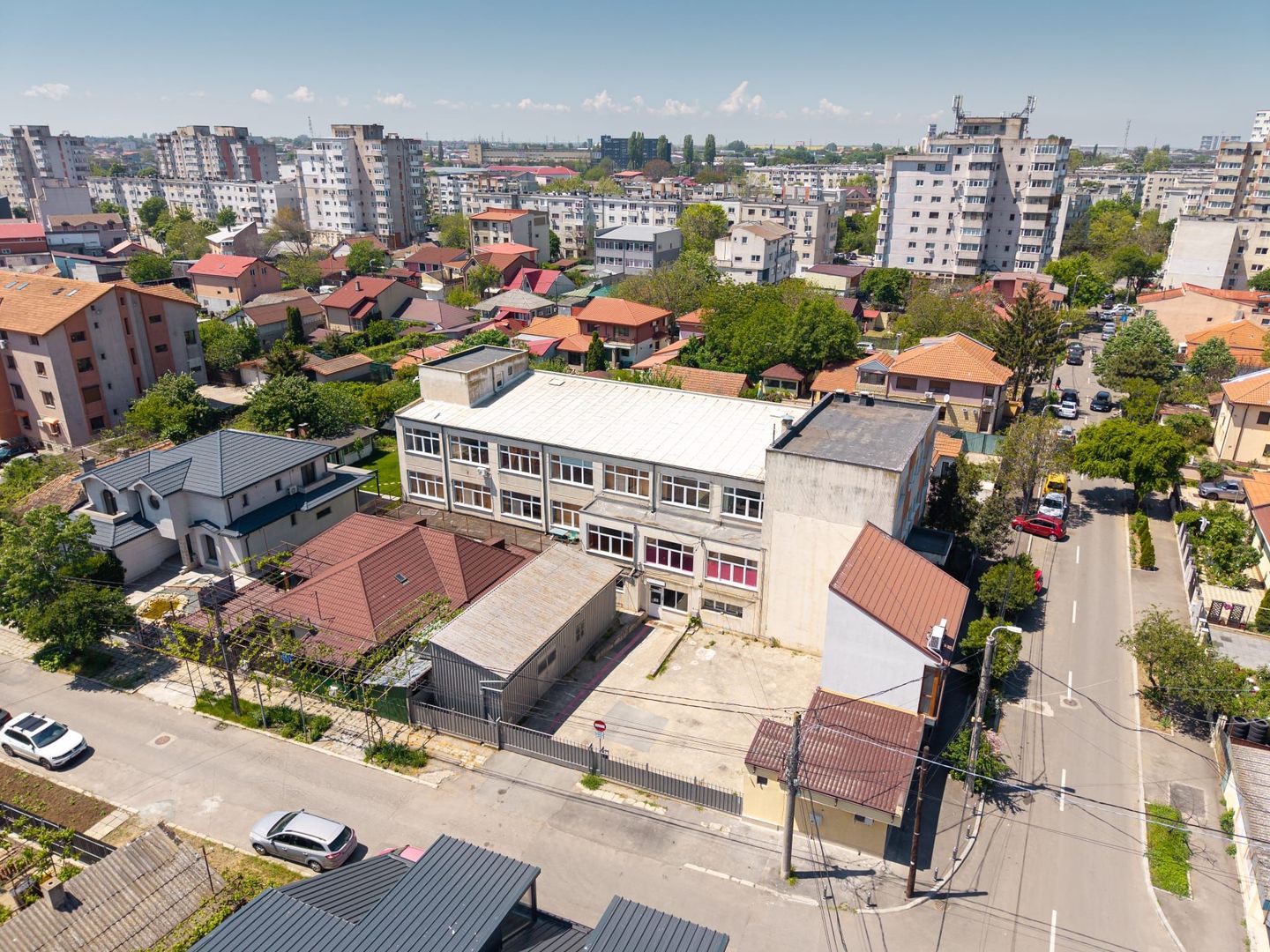 Spatiu comercial premium de inchiriat cu parcare si lift/Constanta - Poză 4