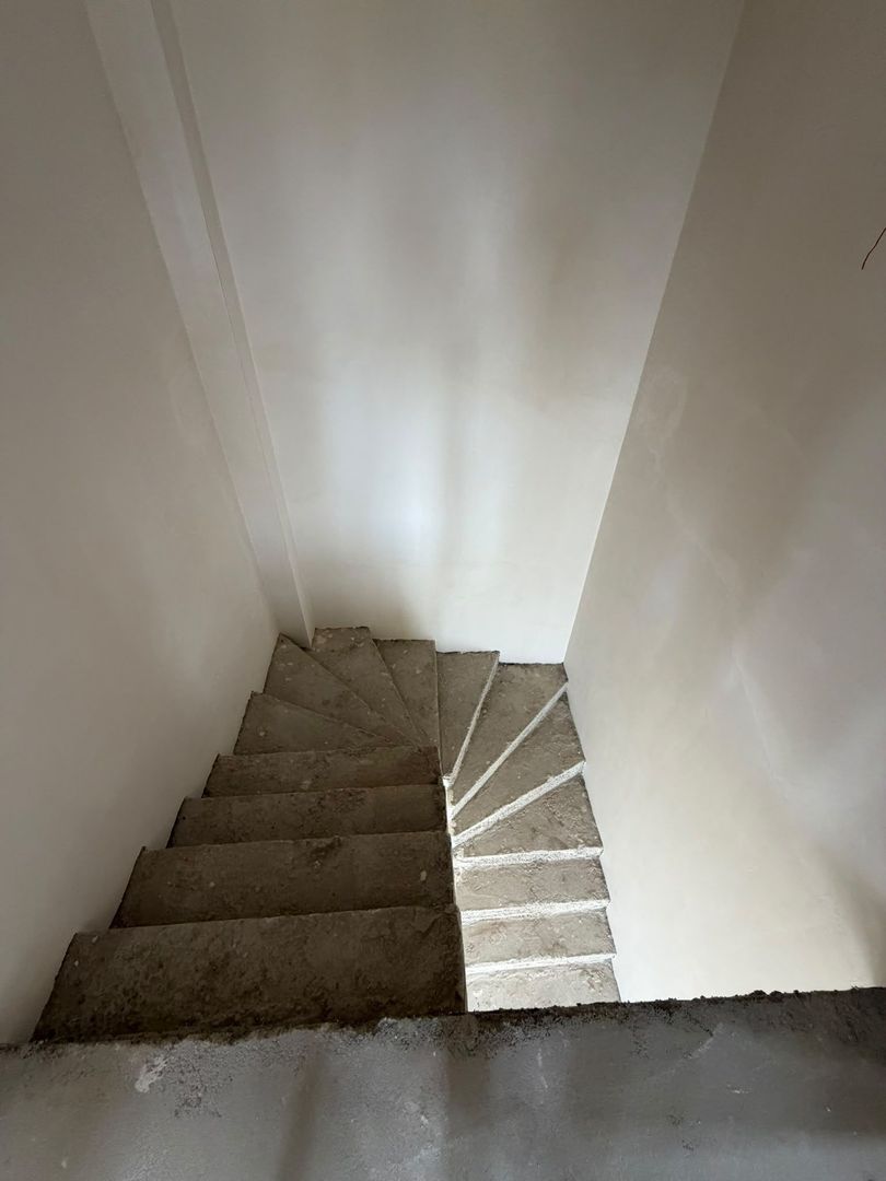 Triplex 4 camere DECOMANDATE, 112 mp utili, 184 mp curte, Urusagului - Poză 3