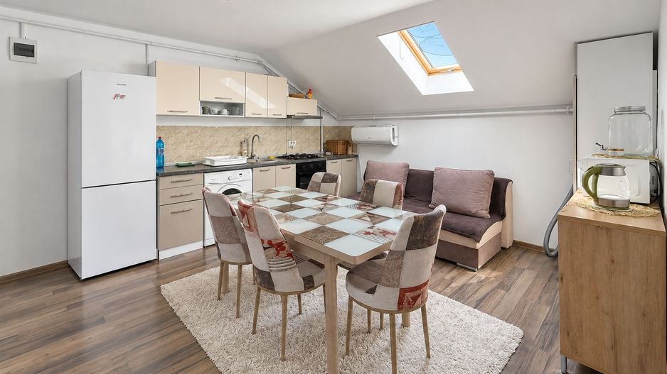 Apartament 2 dormitoare, zona Vlaicu, complet mobilat și utilat - Poză 3