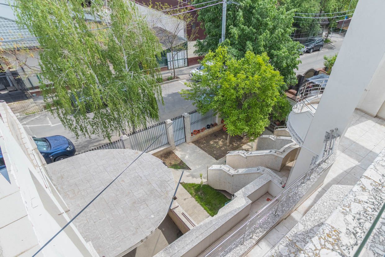 Bucureștii Noi- Vilă impresionantă- 400 mp utili- comision 0% - Poză 16