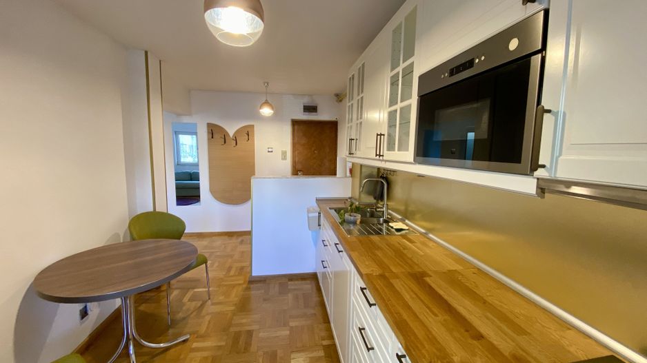 Apartament cu 3 camere in Centrul Civic - Poză 2