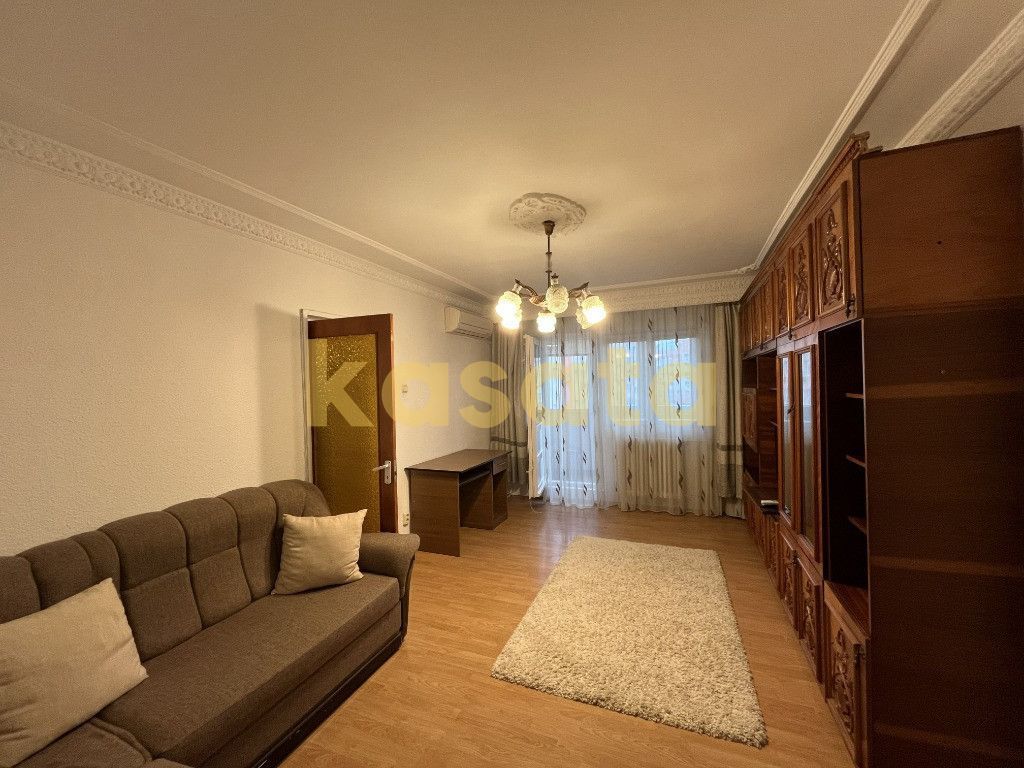 OPORTUNITATE | APARTAMENT 2 CAMERE | TEI | DECOMANDAT | BLOC 1986 - Poză 2