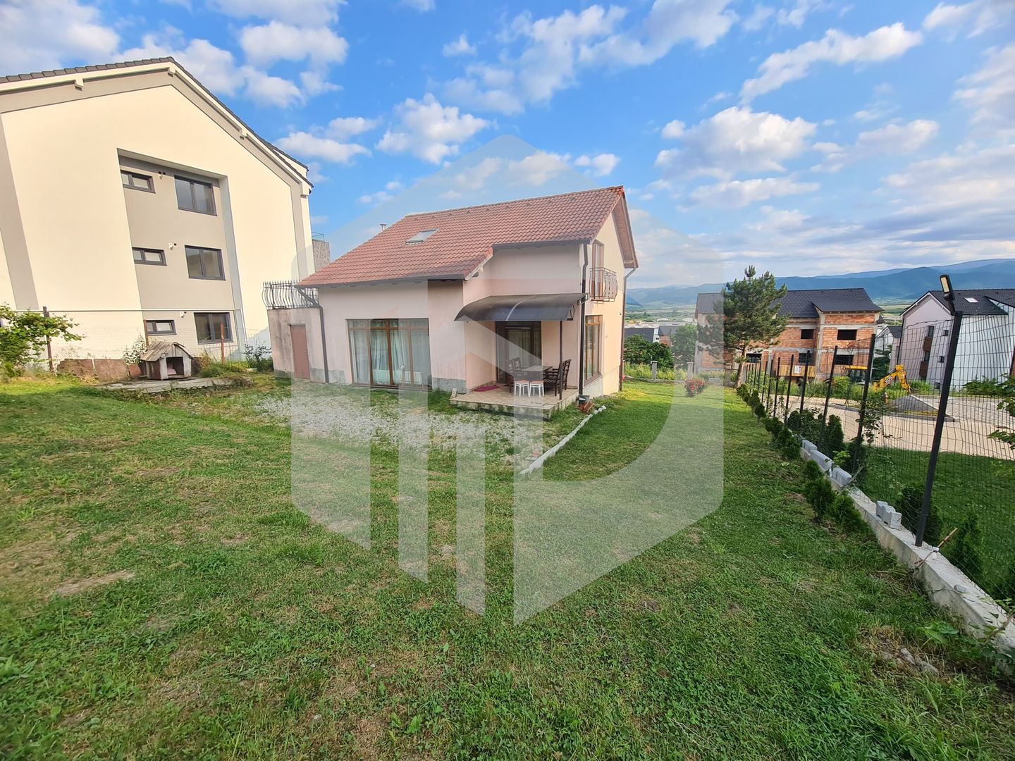 Casa individuala | 120mpu | 670mp teren | Da Vinci | Mobilata Utilata - Poză 4