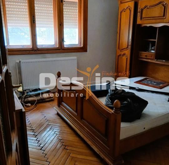 Apartament de vanzare zona centrala etaj 2/8 cu lift - Poză 5