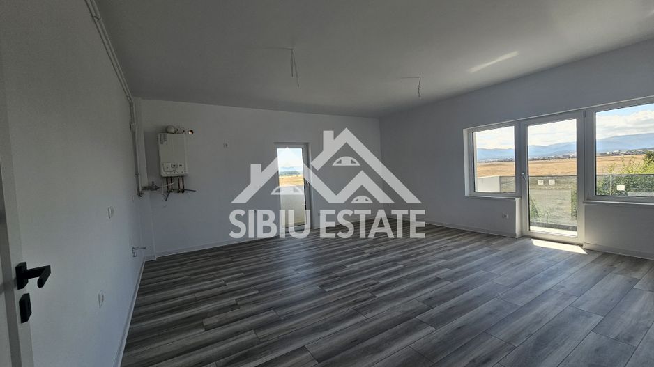 Apartament 3 camere LA CHEIE - Poză 1