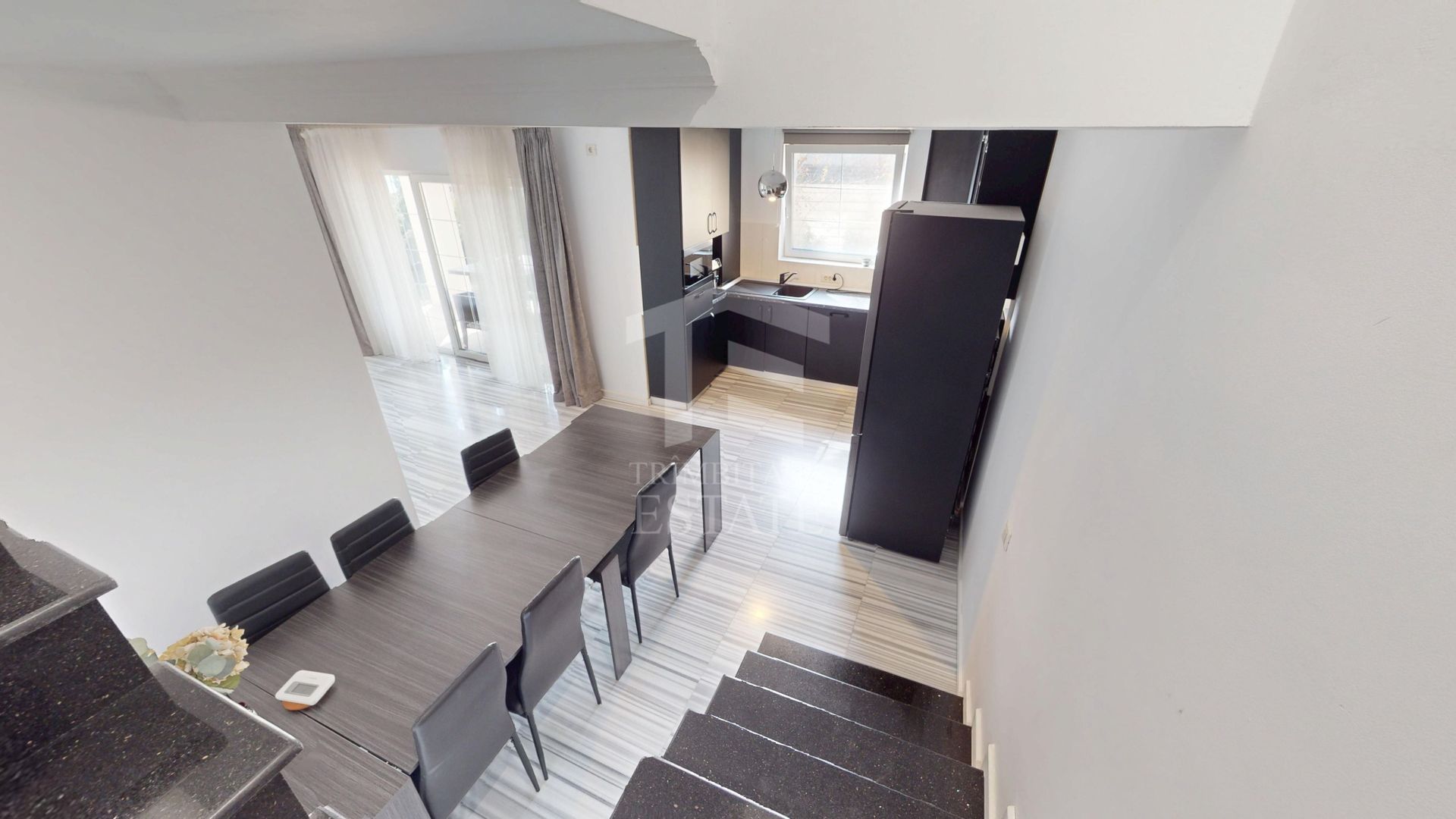 DOBROESTI - Ciresului | Vila tip Duplex - Curte + Parcari - Poză 16