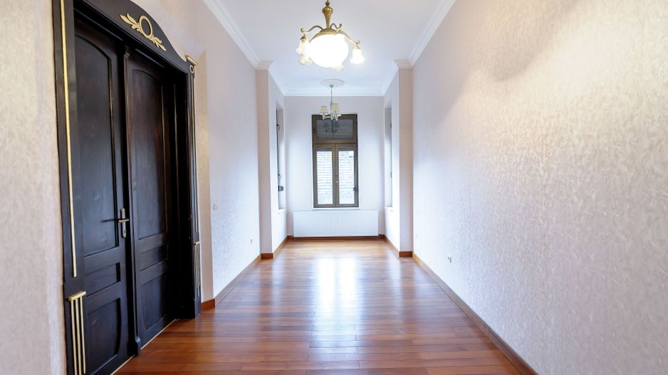 Apartament deosebit cu 4 camere, strada Cloșca - Poză 5