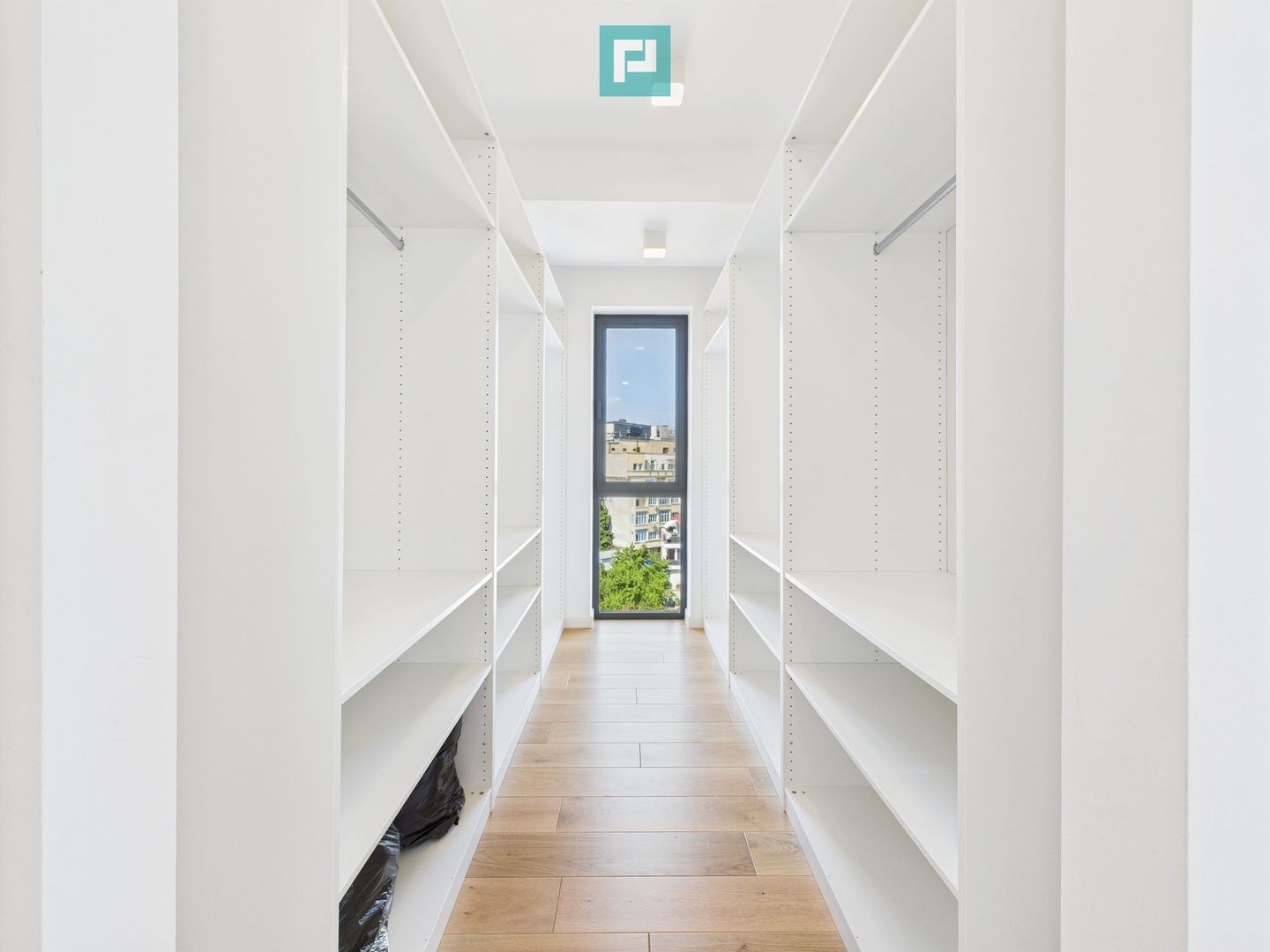 Apartament cu vedere panoramică și terasă, zona Cișmigiu - Poză 20