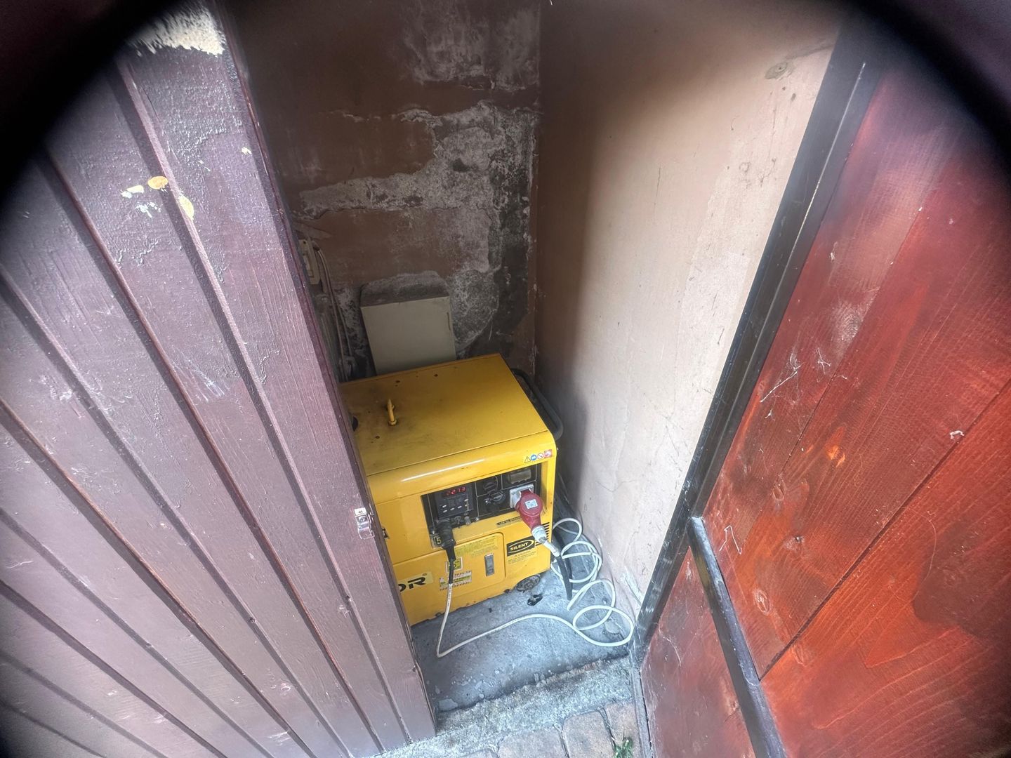 CASA SINGLE 4 CAMERE MARTISOR, TOATE UTILITATILE, CENTRALA,COMISION 0% - Poză 20