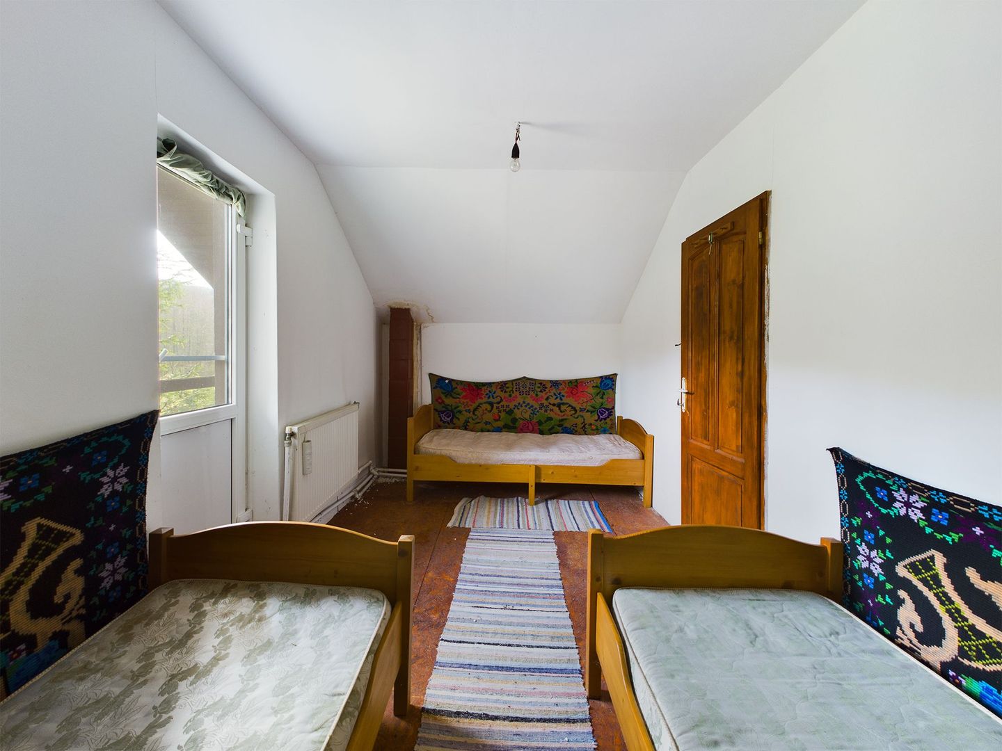 Casă de vacanța în Rădești jud.Arad - Poză 6