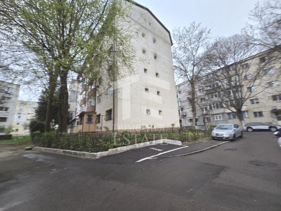 INEL I - Apartament cu centrala pe gaz, loc de parcare si pod de 60 mp - Poză 47