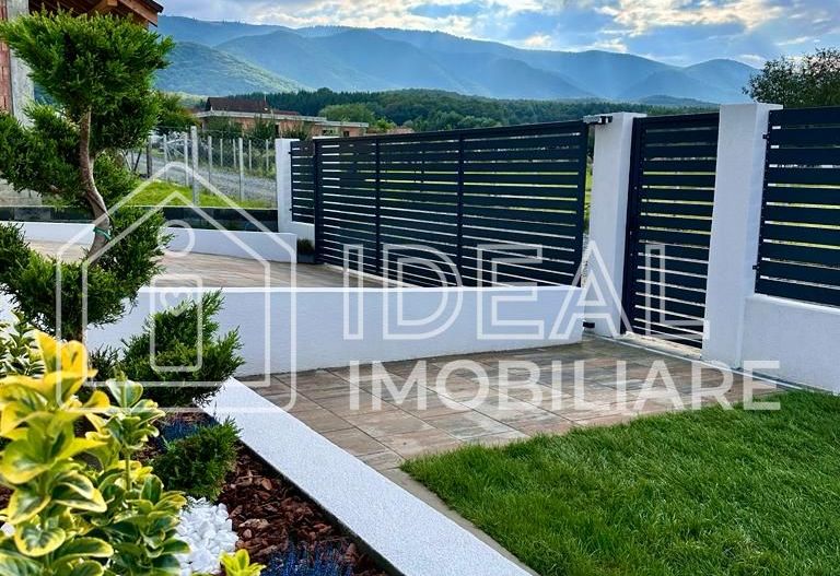 Casa Individuala cu 4 camere si 700 mp teren, in Tocile - Poză 5