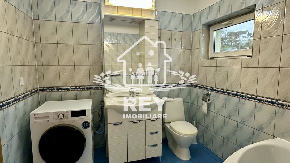 Apartament 4 camere cu garaj zona Strand- V.Aurie - Poză 6