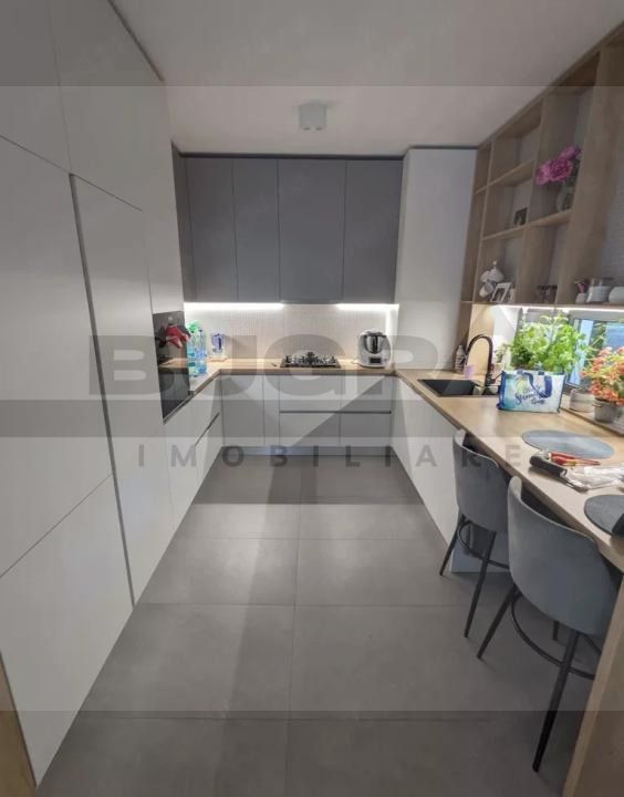 Duplex la cheie, 4 camere,137 mp+258 mp teren, parcare, zona Macesului - Poză 7