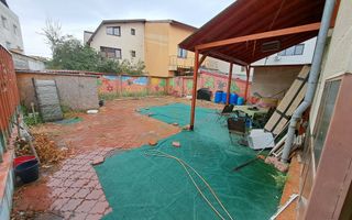 Vând casă cu demisol , parter + 2 etaje și teren în sector 4 - Poză 7