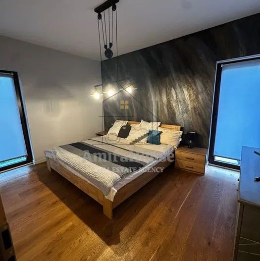 Apartament 3 camere in imobil tip vila, 79 mp, garaj, curte comuna, Gruia - Poză 7