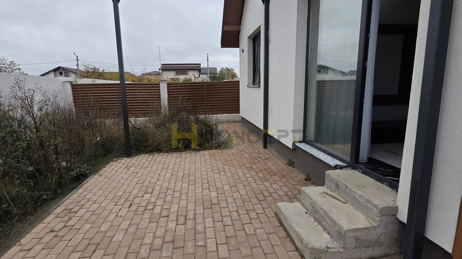 Vila individuala 4 camere panouri fotovoltaice - Poză 13