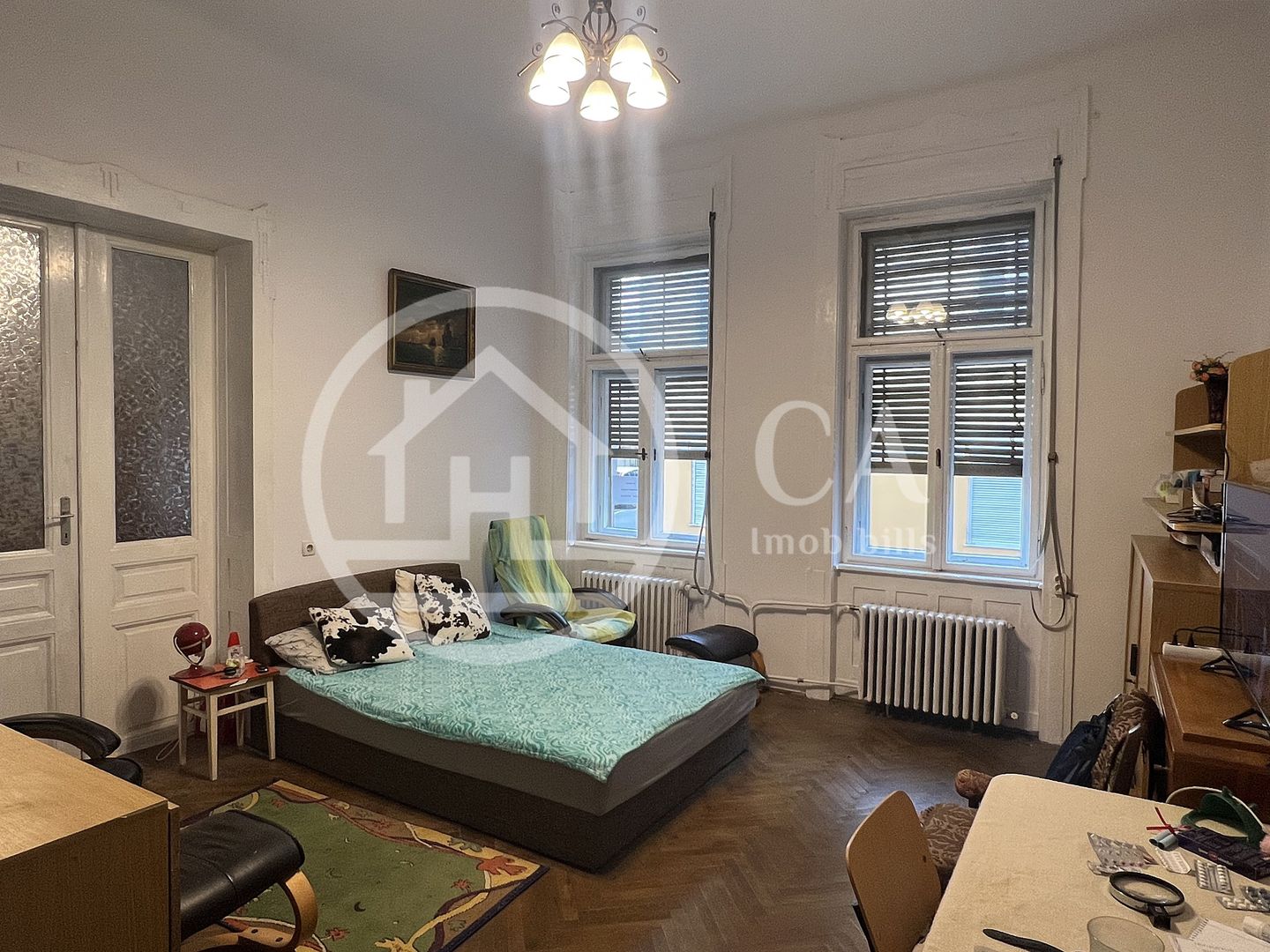 Apartament cu 3 camere de vanzare Central Oradea - Poză 3