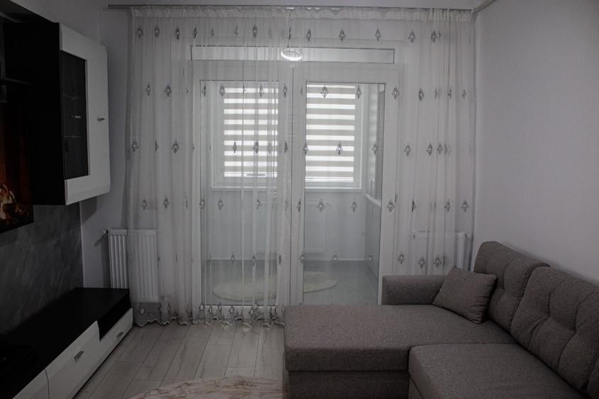 Apartament cu 2 camere de (studio) - Poză 2