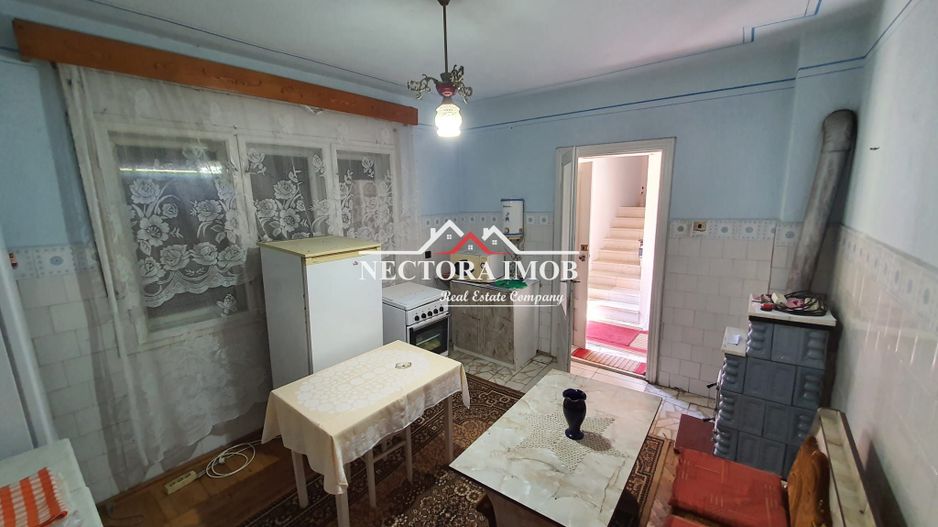 NECTORA IMOB Exclusivitate-Casa cu etaj tip Pensiune, 2300 mp, Soimi - Poză 17