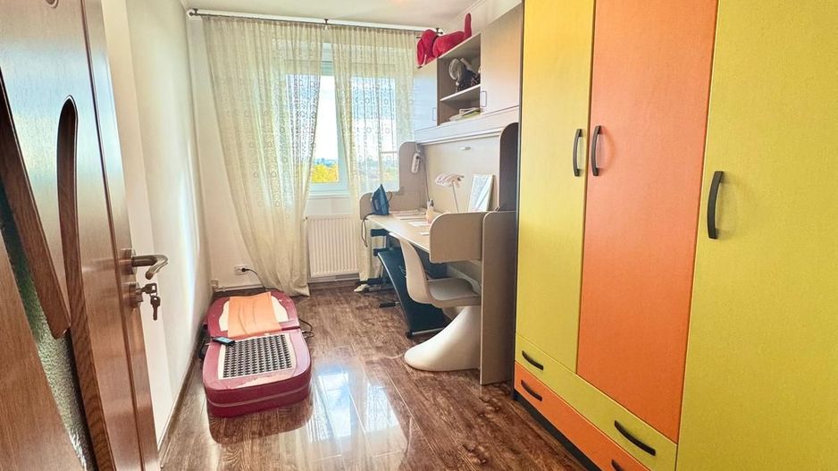 Apartament 3 camere, 64 mp, Nicolae Titulescu, etaj 4 - Poză 5