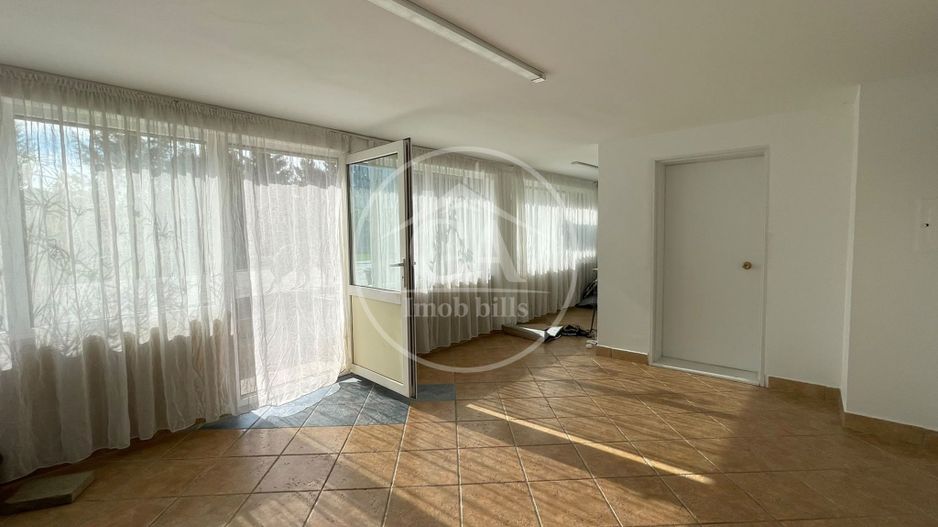 Casa de vanzare cu 10 camere in Santandrei, Bihor - Poză 13